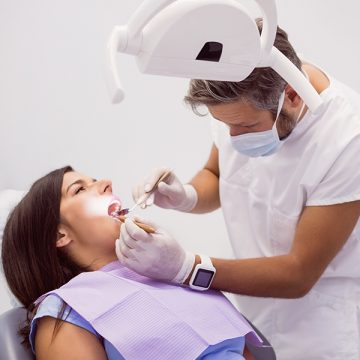 How Can Dental Bridges Help You Fill in the Gap Between Your Teeth?
