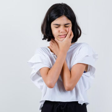 What Are The Signs And Symptoms that Require Emergency Dental Care?
